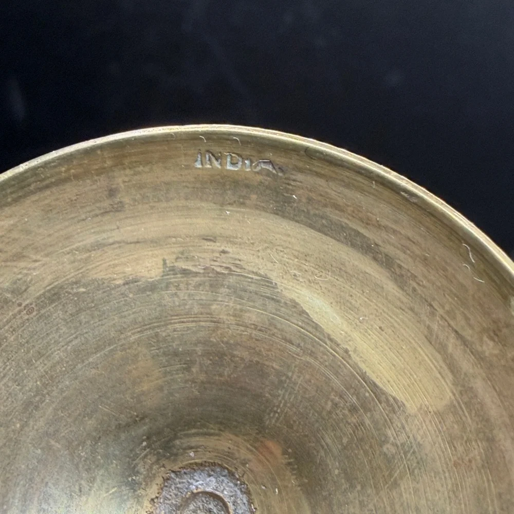 Vintage Etched Enamel Brass Ruffle Rim Bud Vase Table Vase Boho Eclectic Decor - Picture 14 of 14